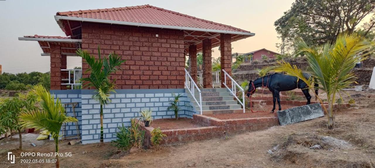 Mars Jungle Adventure Stud Farm With Private Jacuzzi Villa Narsinge Bagian luar foto