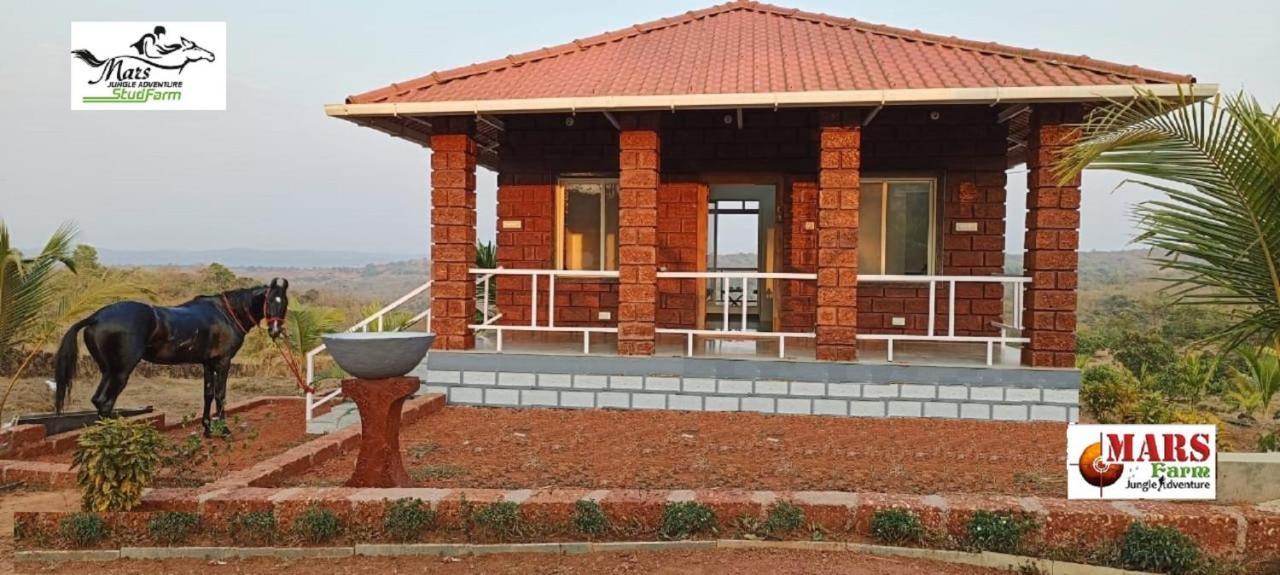 Mars Jungle Adventure Stud Farm With Private Jacuzzi Villa Narsinge Bagian luar foto