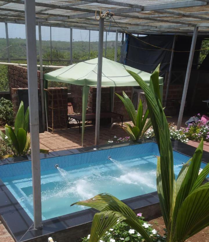 Mars Jungle Adventure Stud Farm With Private Jacuzzi Villa Narsinge Bagian luar foto