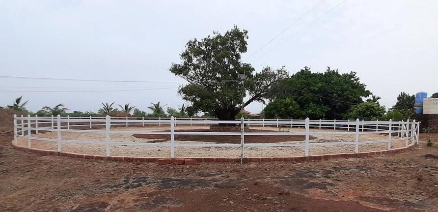 Mars Jungle Adventure Stud Farm With Private Jacuzzi Villa Narsinge Bagian luar foto